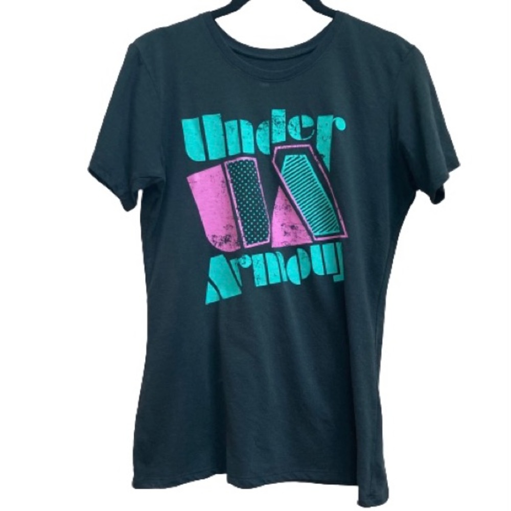 Under Armour Retro Logo Semi-Fitted Heat Gear Tee Sporty Short Sleeve T-Shirt